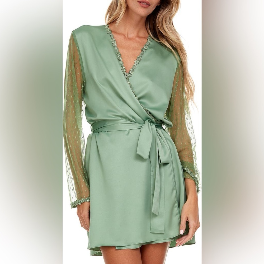 Flora Nikrooz Showstopper Robe Sage Green Lace Robe Size XS NWT - Picture 2 of 5